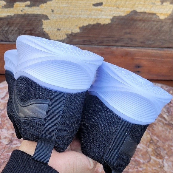 Women's Lightweight Breathable Flying Sneakers Sz 11.5 - Picture 7 of 14